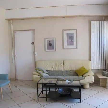 Avec Terrasse Ouverte 公寓 *