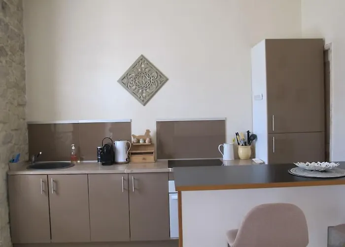 Avec Terrasse Ouverte